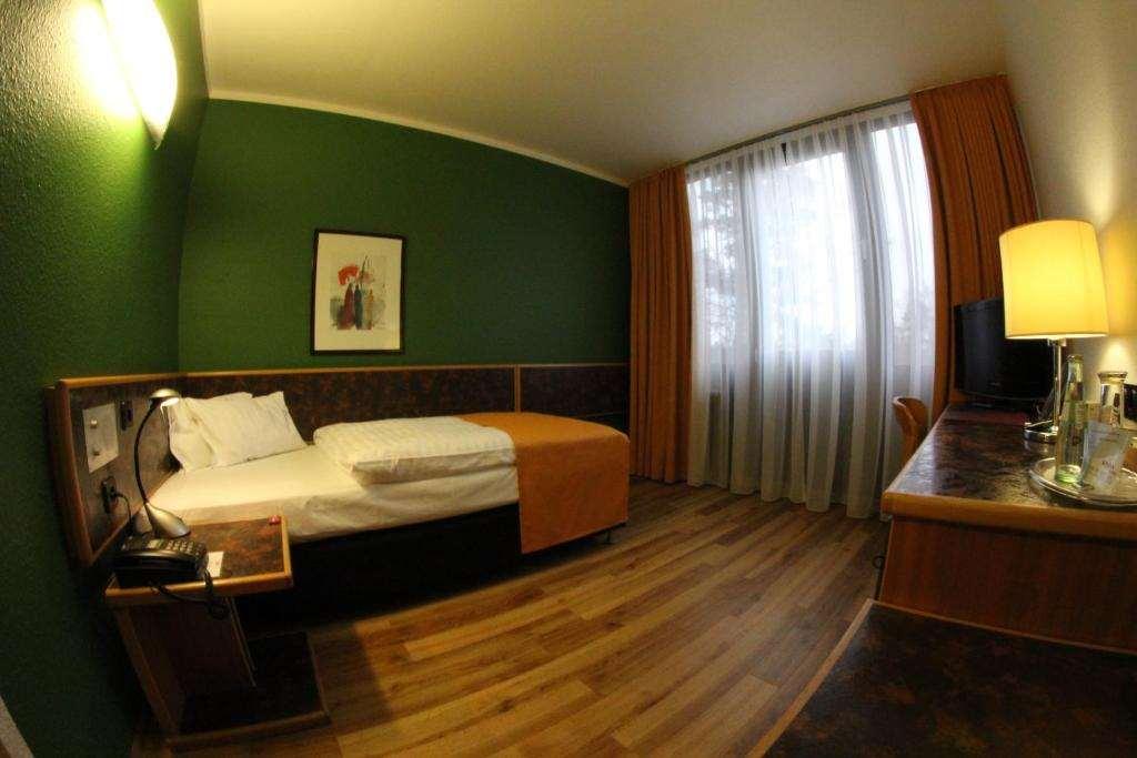 Hotel Arvena Messe 3*