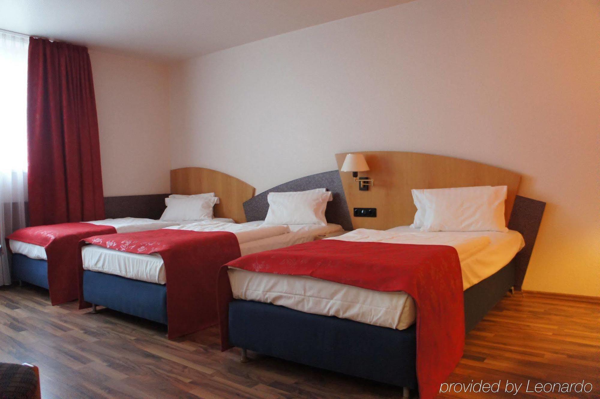 Hotel Arvena Messe 3*